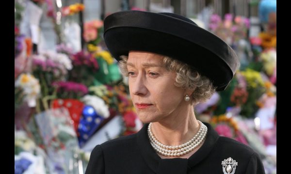 Film Tv martedì 15 giugno con The Queen – La regina, in prima serata