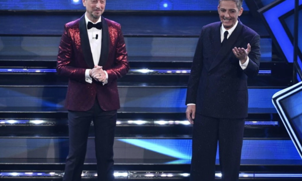 Ascolti Tv. Sanremo flop, terza serata fa dieci punti e due milioni in meno del 2020