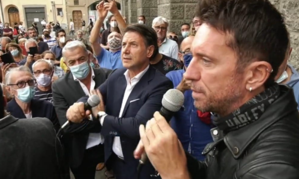 Minacce a Renzi. Regione Toscana condanna il comizio di Conte e Scanzi