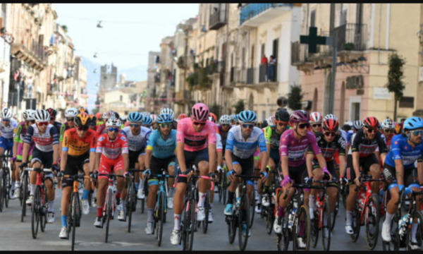 Rai. Giro d’Italia, allarme sindacati. Articolo 1: “Fuortes frequenti l’azienda, non solo Sanremo”