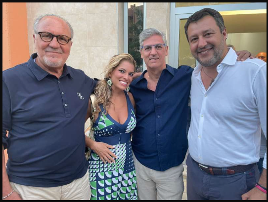 A destra nella foto Paolo Petrecca, Direttore di RaiNews, con il leader della Lega Matteo Salvini