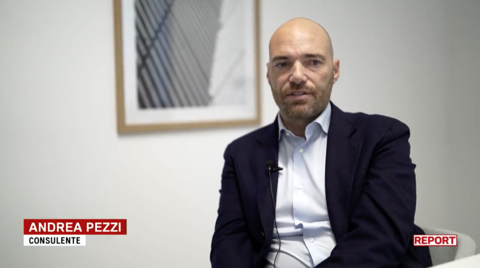 Andrea Pezzi intervistato da Giorgio Mottola per Report su Rai3
