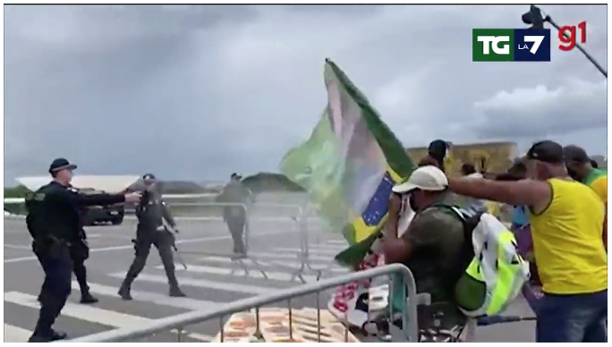 L'assalto dei seguaci di Bolsonaro a Brasilia